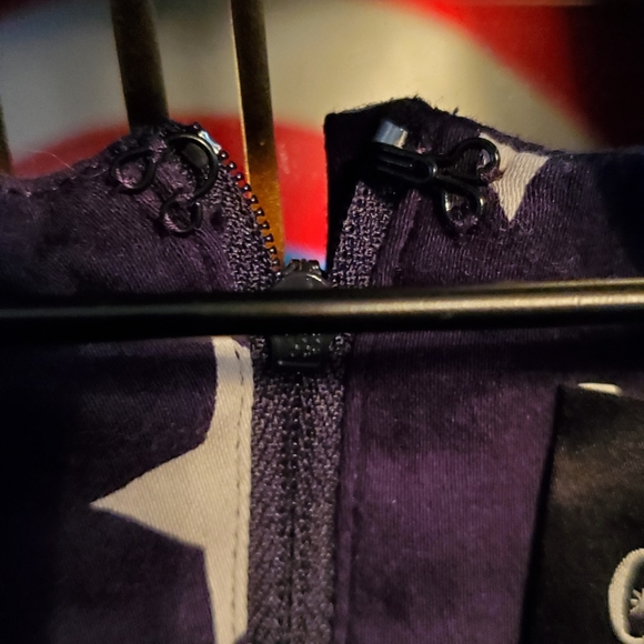 Collectif Alexa Stars Swing Skirt in 2X - Picture 12 of 12